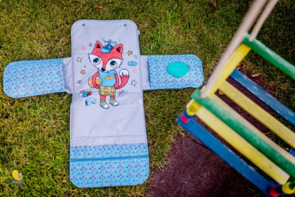 Pelenkázóalátétes pelenkatartó - Peti, a rókafiú