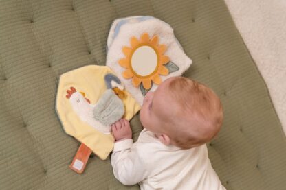 Little Dutch textil babakönyv nagy - Little Farm - Image 2