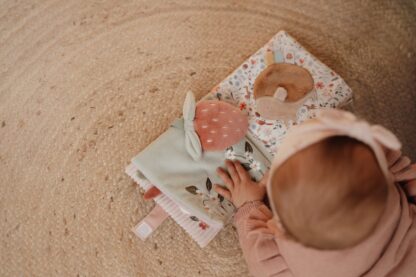 Little Dutch textil babakönyv nagy - Fairy Garden - Image 3